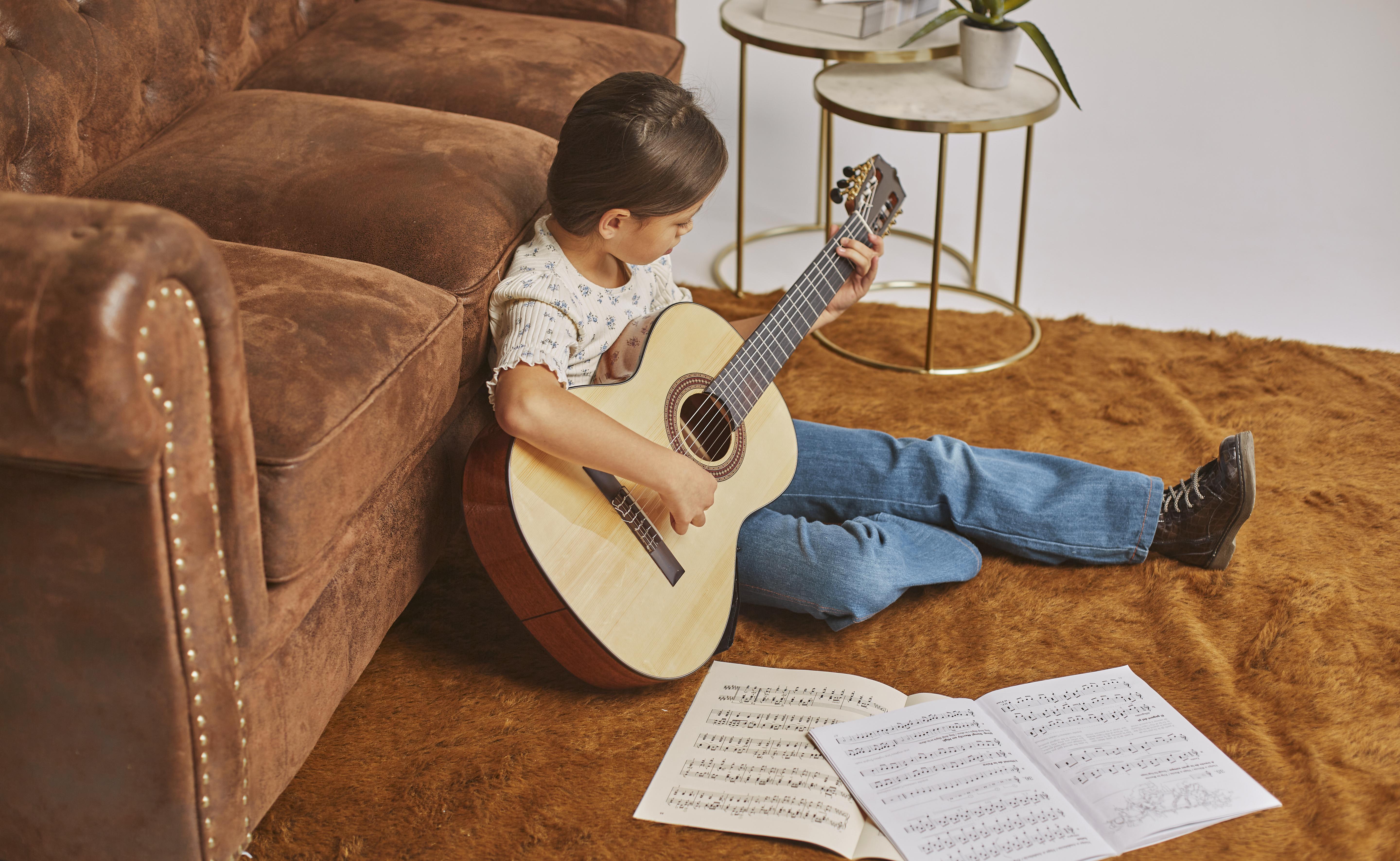 Musicalização infantil: por que ela é importante e como você pode estimular seu filho